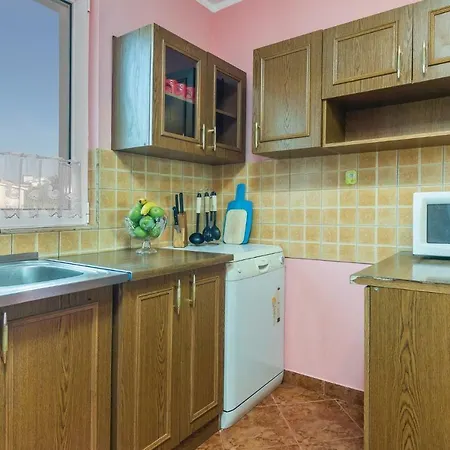 With Fireplace I